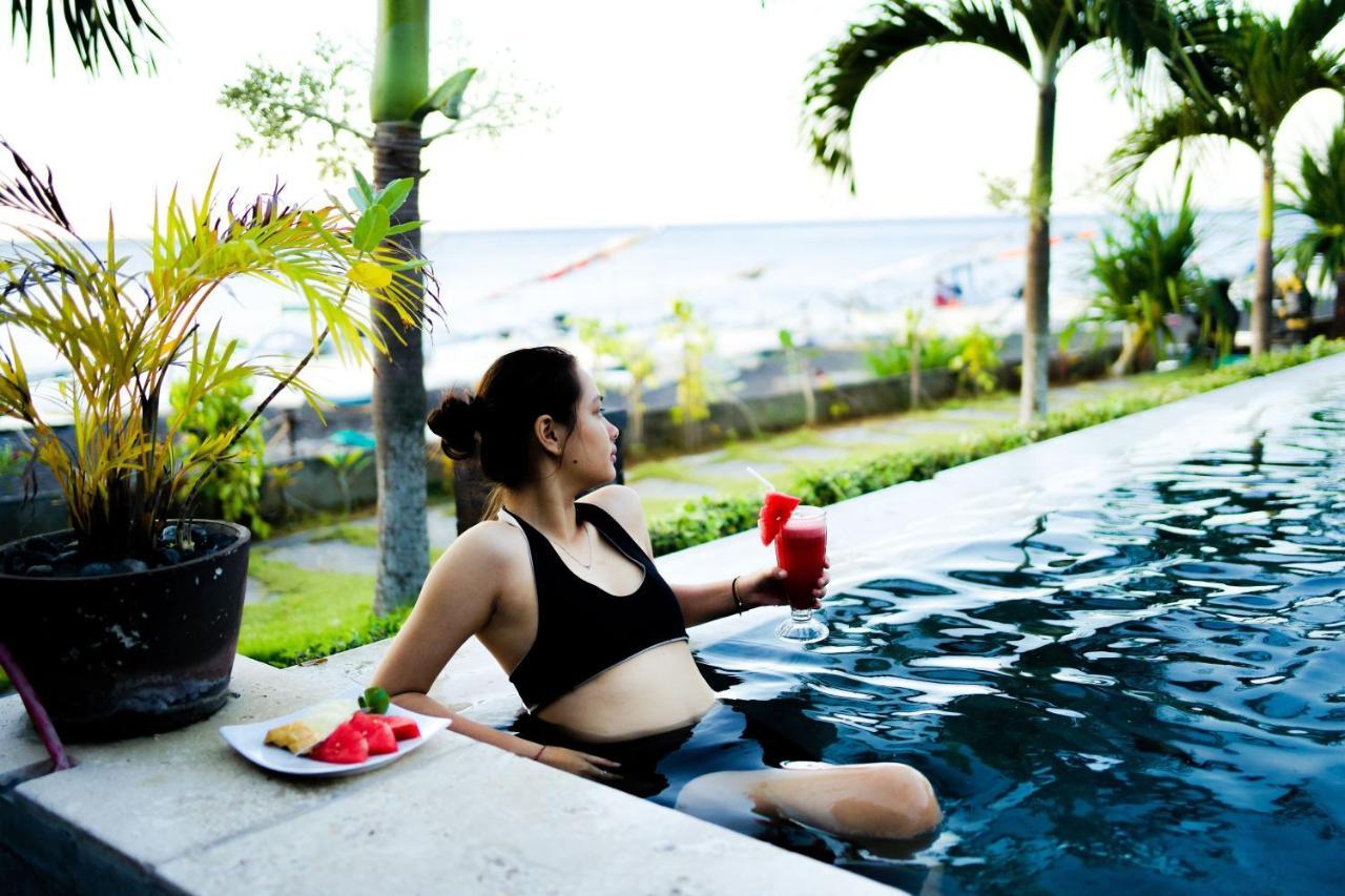 אמד Alam Bali Beach Resort מראה חיצוני תמונה